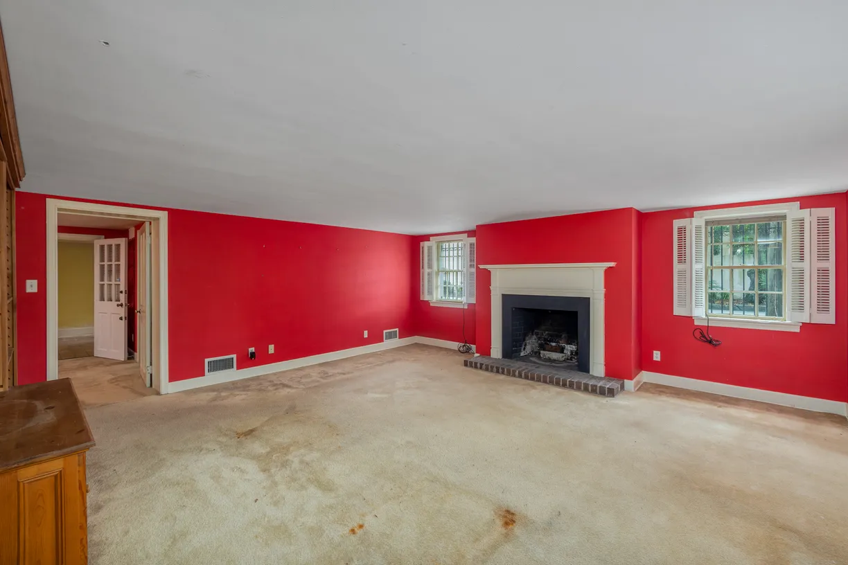 Savannah Real Estate | View 424 E President Street | room 2