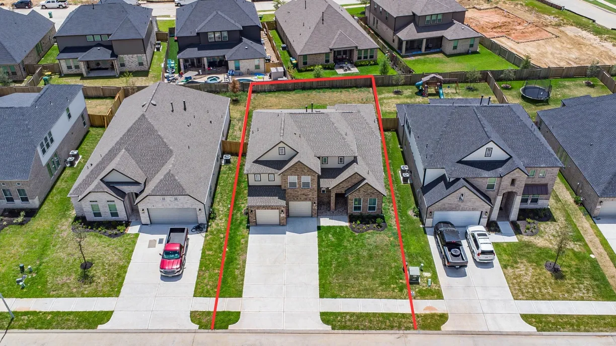 Houston Suburbs Real Estate | View 3020 Mesquite Pod Trail | room 1