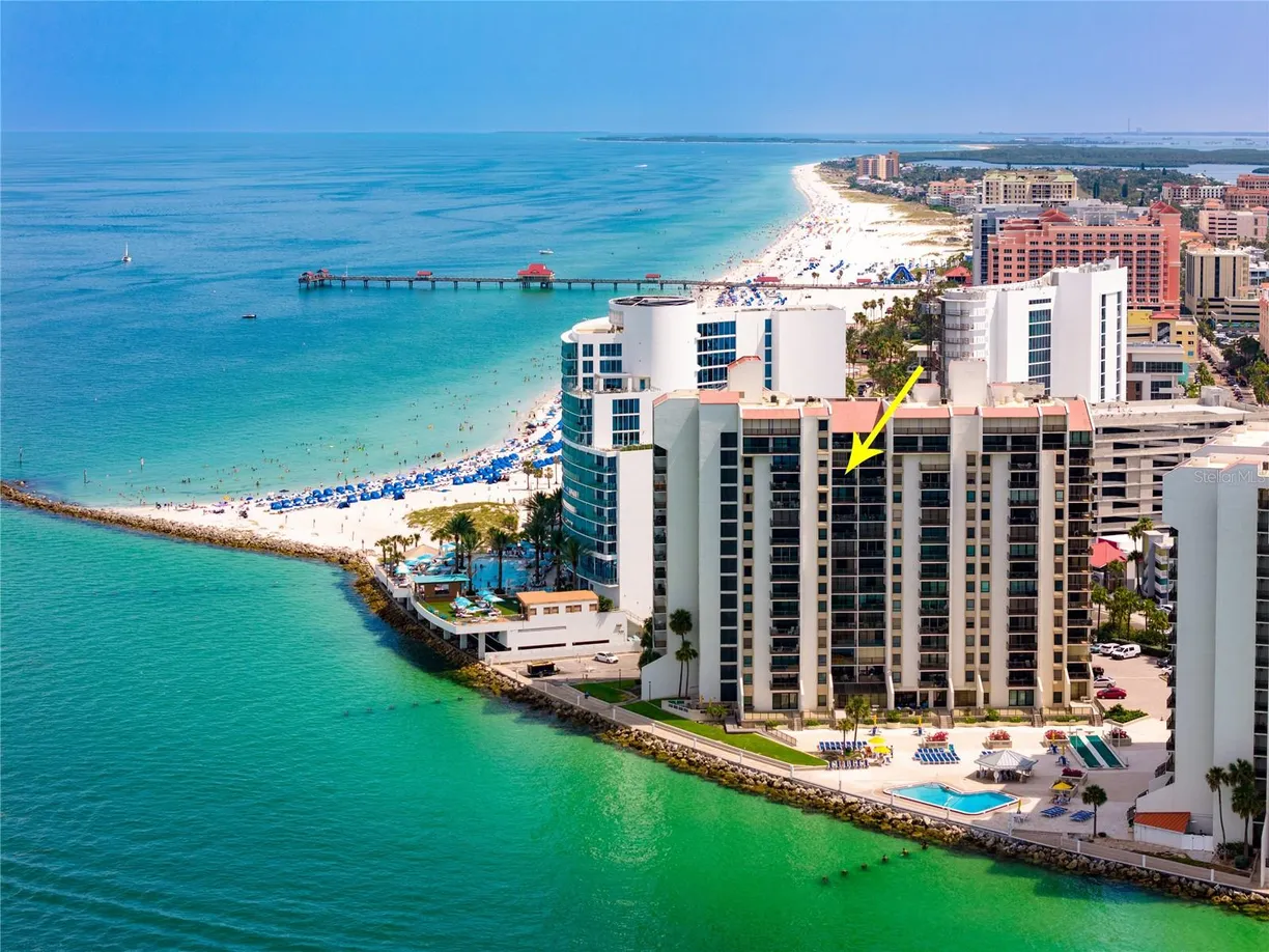 Sarasota/St. Petersburg Real Estate | View 440 S Gulfview Boulevard | 2 Beds, 2 Baths