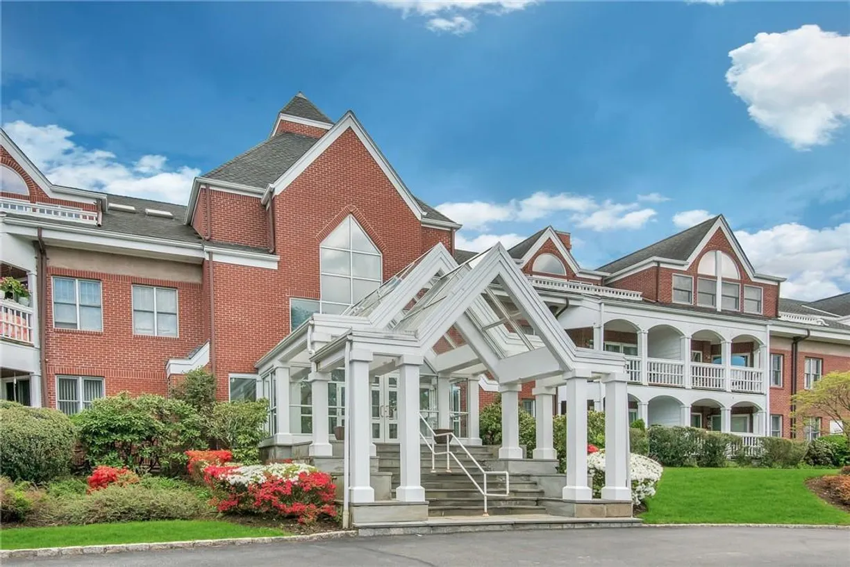 Westchester Real Estate | View 333 North State Road #P-8 | 2 Beds, 2 Baths
