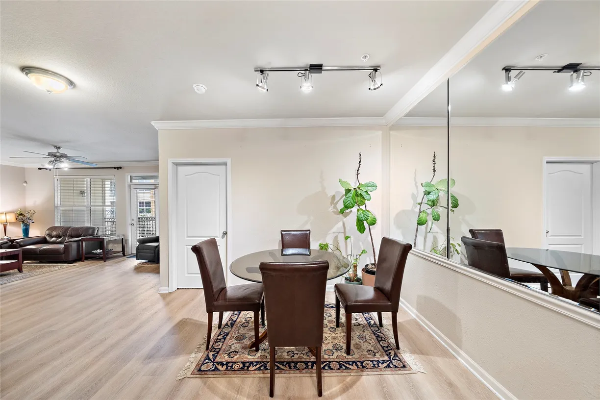 Houston Real Estate | View 1711 Old Spanish Trail #218 | room 2
