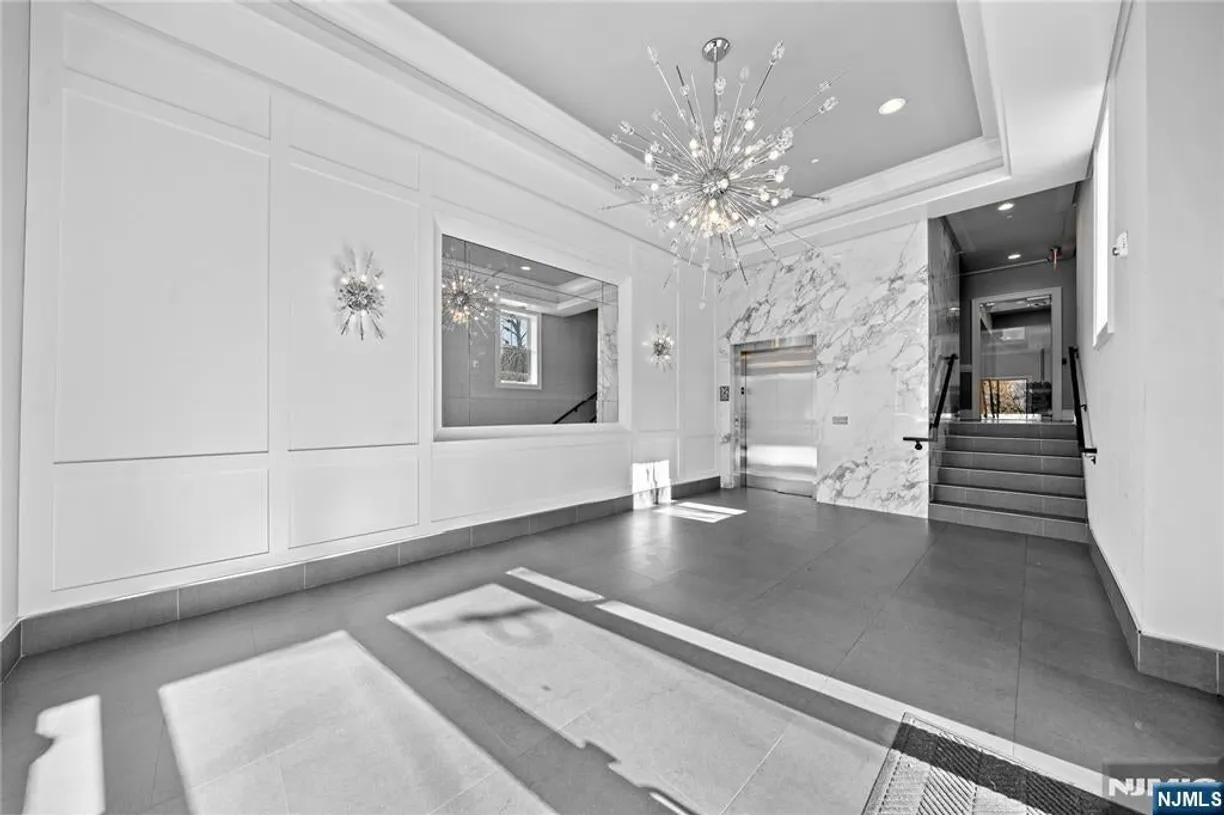 Bergen County Real Estate | View 313 Woodland Place 301 | room 2
