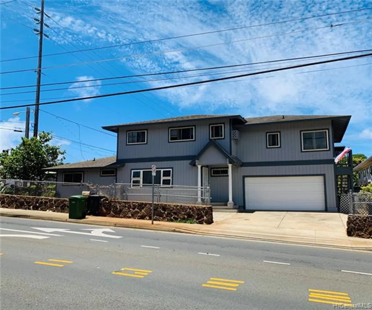 Hawaii Real Estate | View 3535 Harding Avenue | 5 Beds, 3 Baths