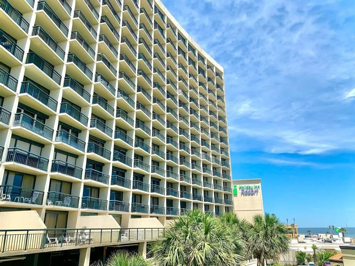 Houston Real Estate | View 5220 Seawall Boulevard #836C | 1 Bed, 1 Bath