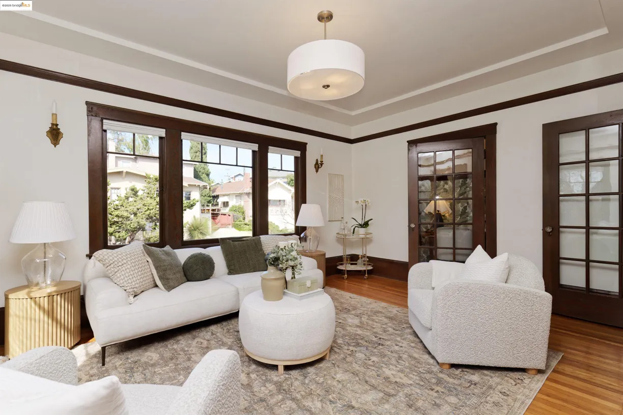 Northern California Real Estate | View 1379 Hampel St #1 | 2 Beds, 1 Bath