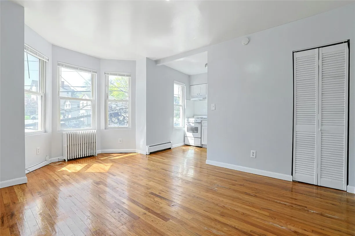 Rockland/Orange/NJ Real Estate | View 202 Main Unit# 2E | room 2