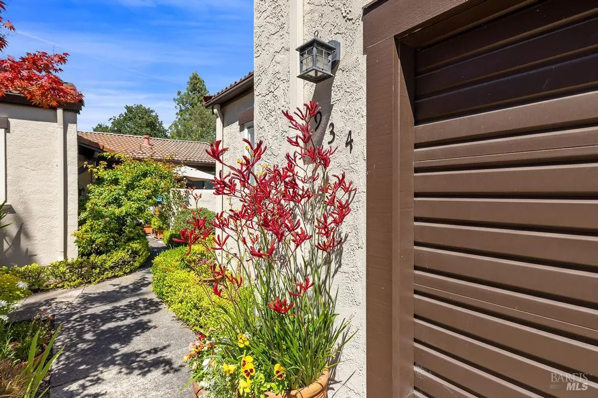 Northern California Real Estate | View 934 Shady Oak Drive | room 1