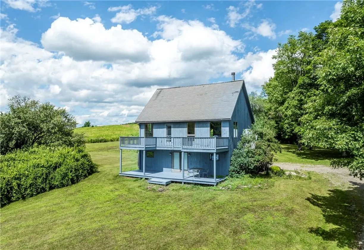 Hudson Valley Real Estate | View 1504 Route 83 | room 2