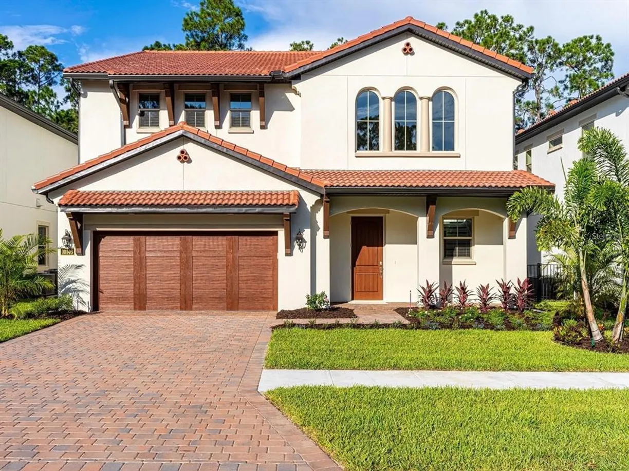 Central Florida Real Estate | View 10146 Royal Island Court | 4 Beds, 4 Baths