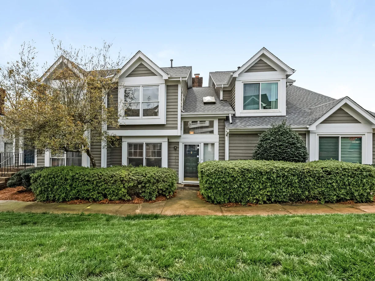 Charlotte Real Estate | View 7283 Meeting Street | 2 Beds, 2 Baths