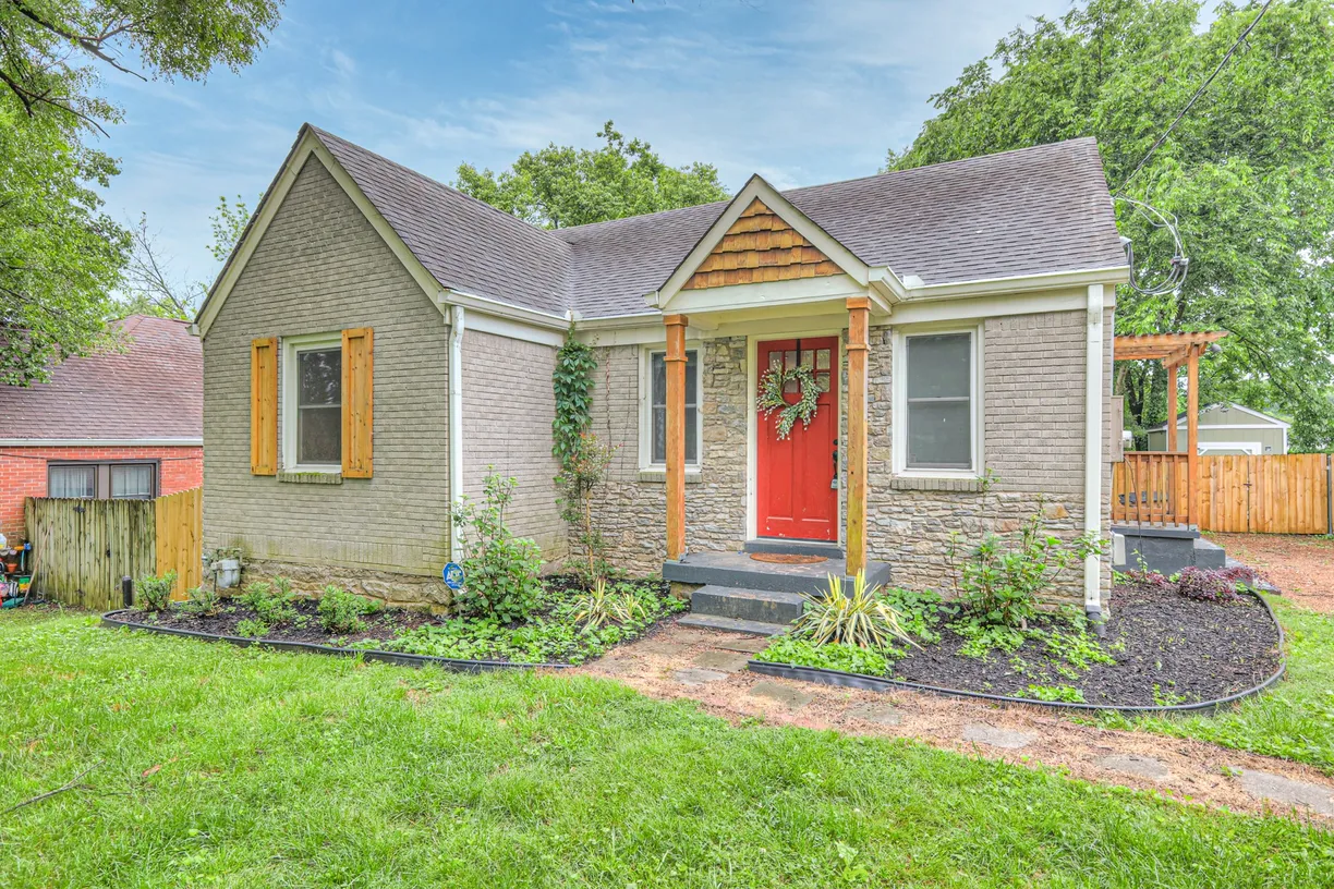 Nashville, TN Real Estate | View 1220 Sunnymeade Dr | 2 Beds, 2 Baths