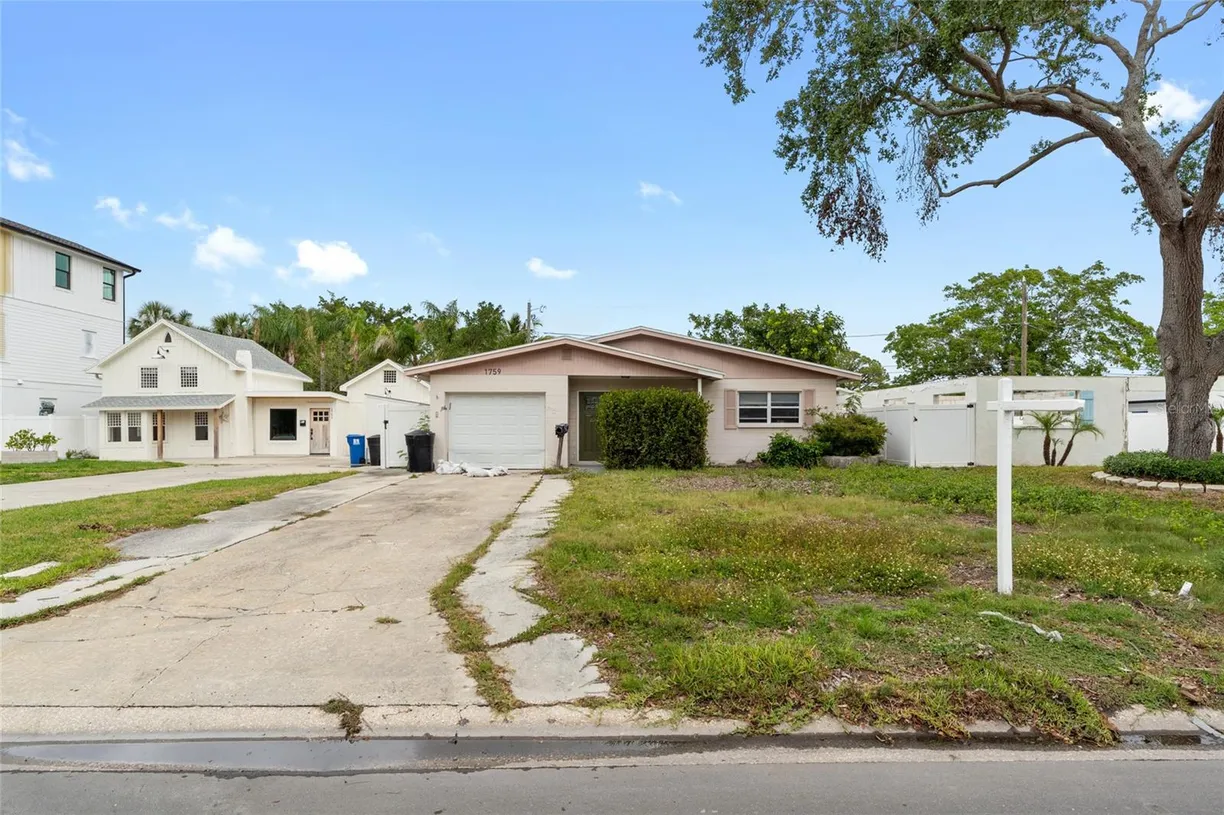 Sarasota/St. Petersburg Real Estate | View 1759 Massachusetts Avenue Ne | room 1