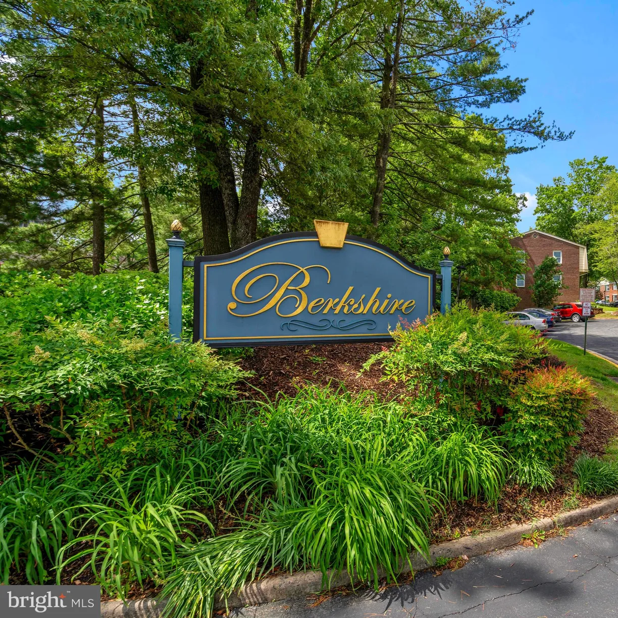 Washington Metro Area Real Estate | View 5828 Wyomissing Court | 3 Beds, 2 Baths