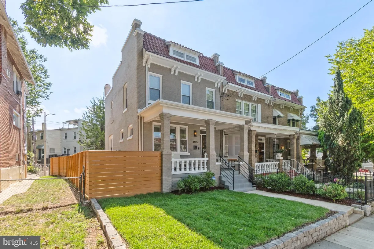 Washington Metro Area Real Estate | View 4405 New Hampshire Avenue NW | room 2