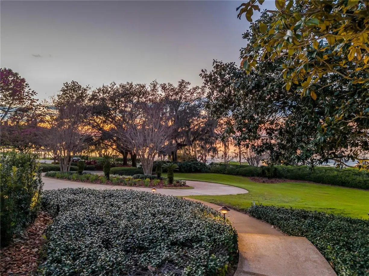 Central Florida Real Estate | View 12104 Lakeshore Drive | room 2