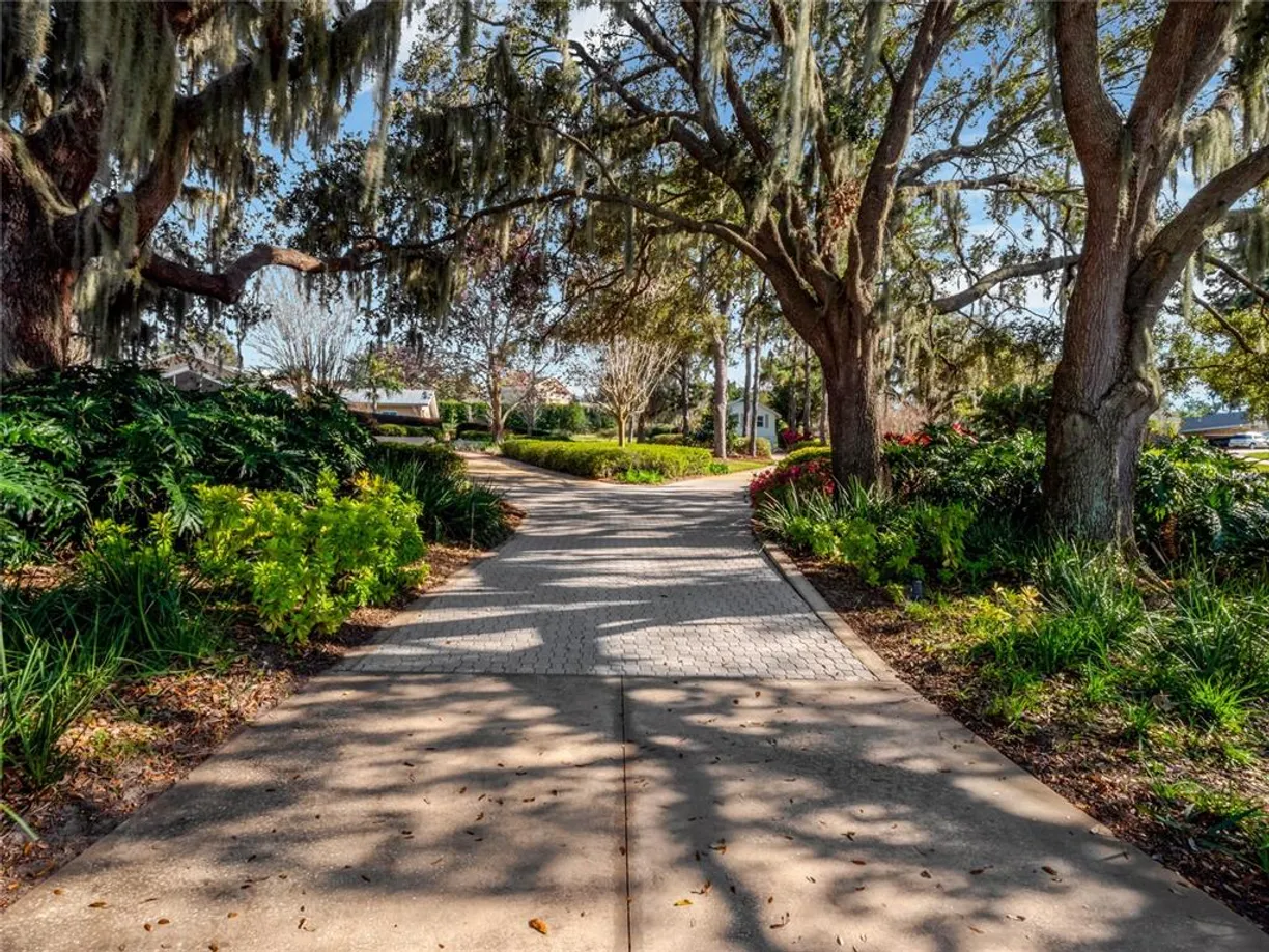 Central Florida Real Estate | View 12104 Lakeshore Drive | room 1