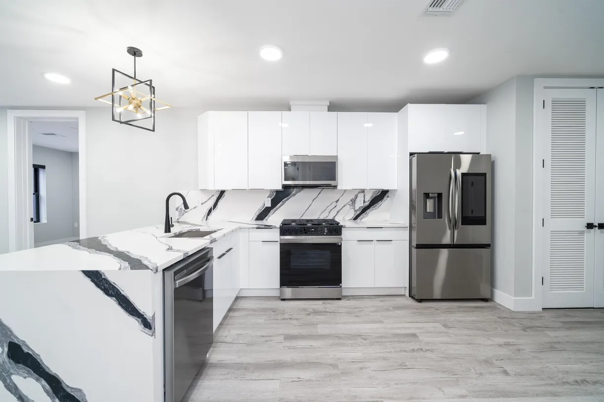 Jersey City/Hoboken Real Estate | View 187 Culver Ave Unit# 113 | 2 Beds, 1 Bath