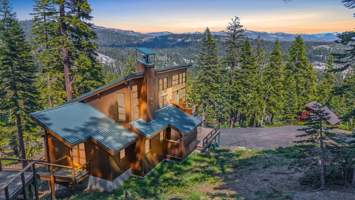 Northern California Real Estate | View 414 Avalanche Road 421-additional lot | 4 Beds, 3 Baths