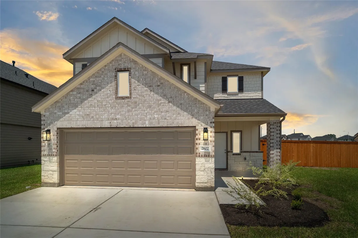 Houston Suburbs Real Estate | View 2602 Finley Lane | 3 Beds, 2 Baths