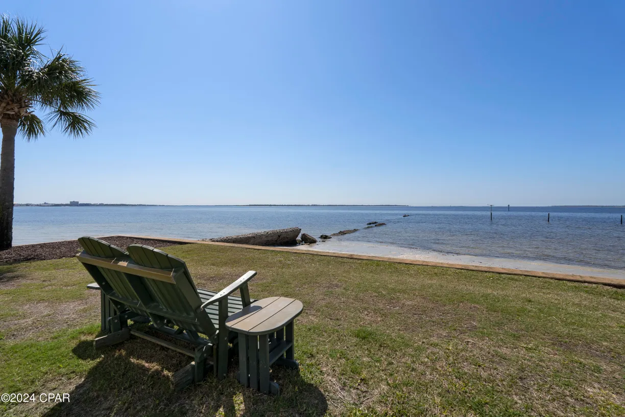 Northwest Florida Real Estate | View 2100 W Beach Drive Unit# O204 | room 2