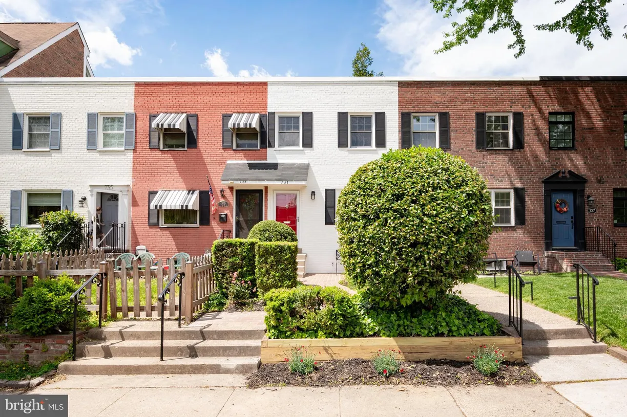 Washington Metro Area Real Estate | View 731 S Alfred Street S | room 2