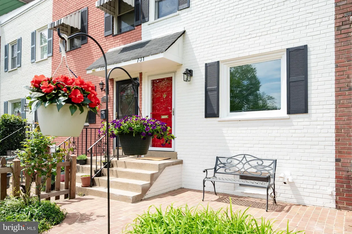 Washington Metro Area Real Estate | View 731 S Alfred Street S | room 1