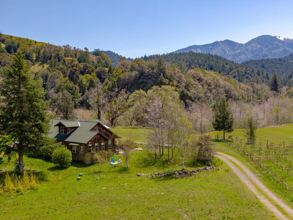 Northern California Real Estate | View 650 Old Hindley Ranch Road | room 1