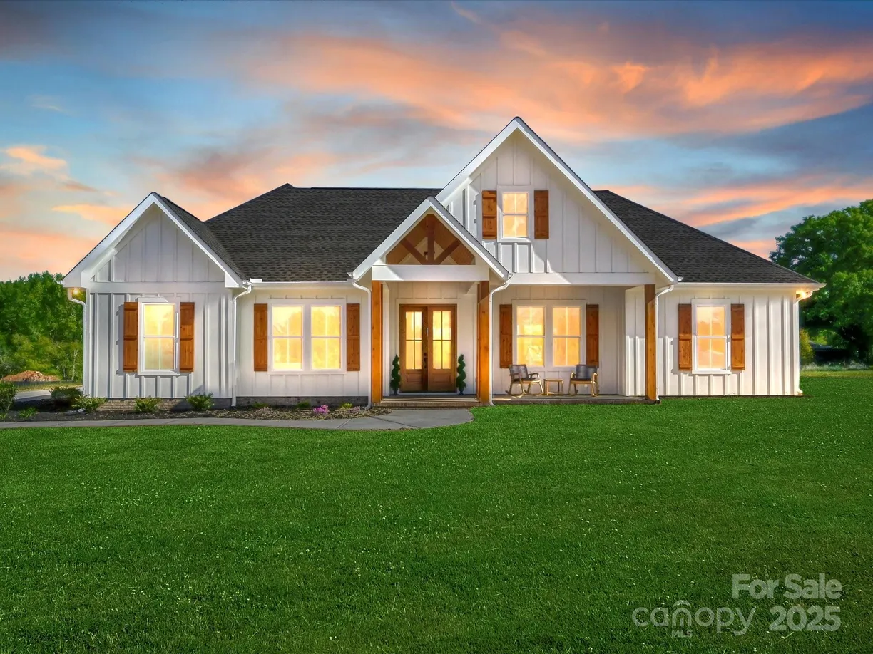 Charlotte Real Estate | View 1160 Springlake Road | 4 Beds, 3 Baths