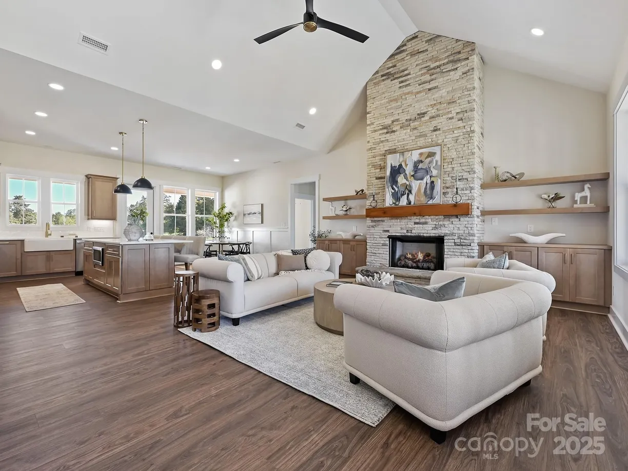 Charlotte Real Estate | View 1160 Springlake Road | room 2