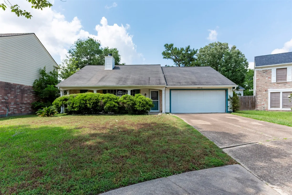Houston Real Estate | View 17910 Great Glen Drive | room 1