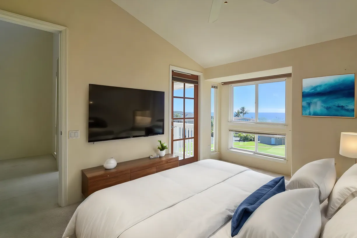 Hawaii Real Estate | View 75-6060 KUAKINI HWY, #E22 | room 1