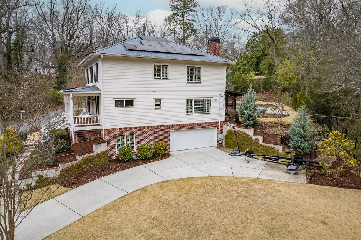 Athens, GA Real Estate | View 390 Parkway Drive | 3