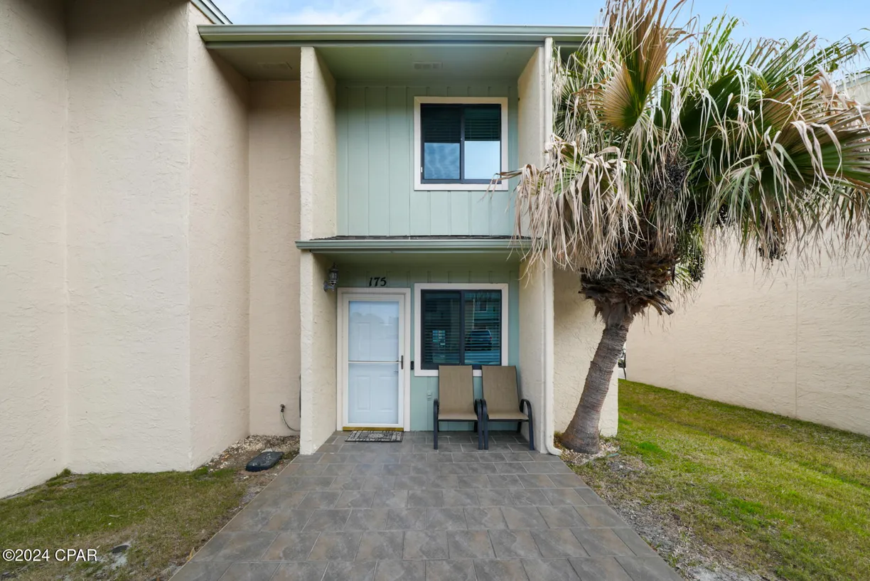 Northwest Florida Real Estate | View 175 Gulf Highlands Boulevard | 2 Beds, 1 Bath