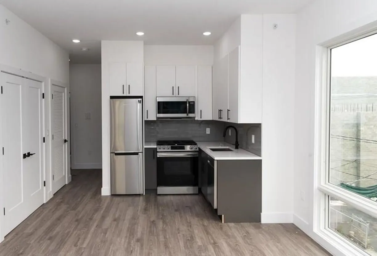 Jersey City/Hoboken Real Estate | View 396 Summit Ave Unit# 2F | 1 Bath