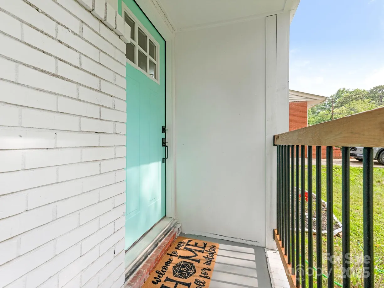 Charlotte Real Estate | View 1831 Erie Street | room 2