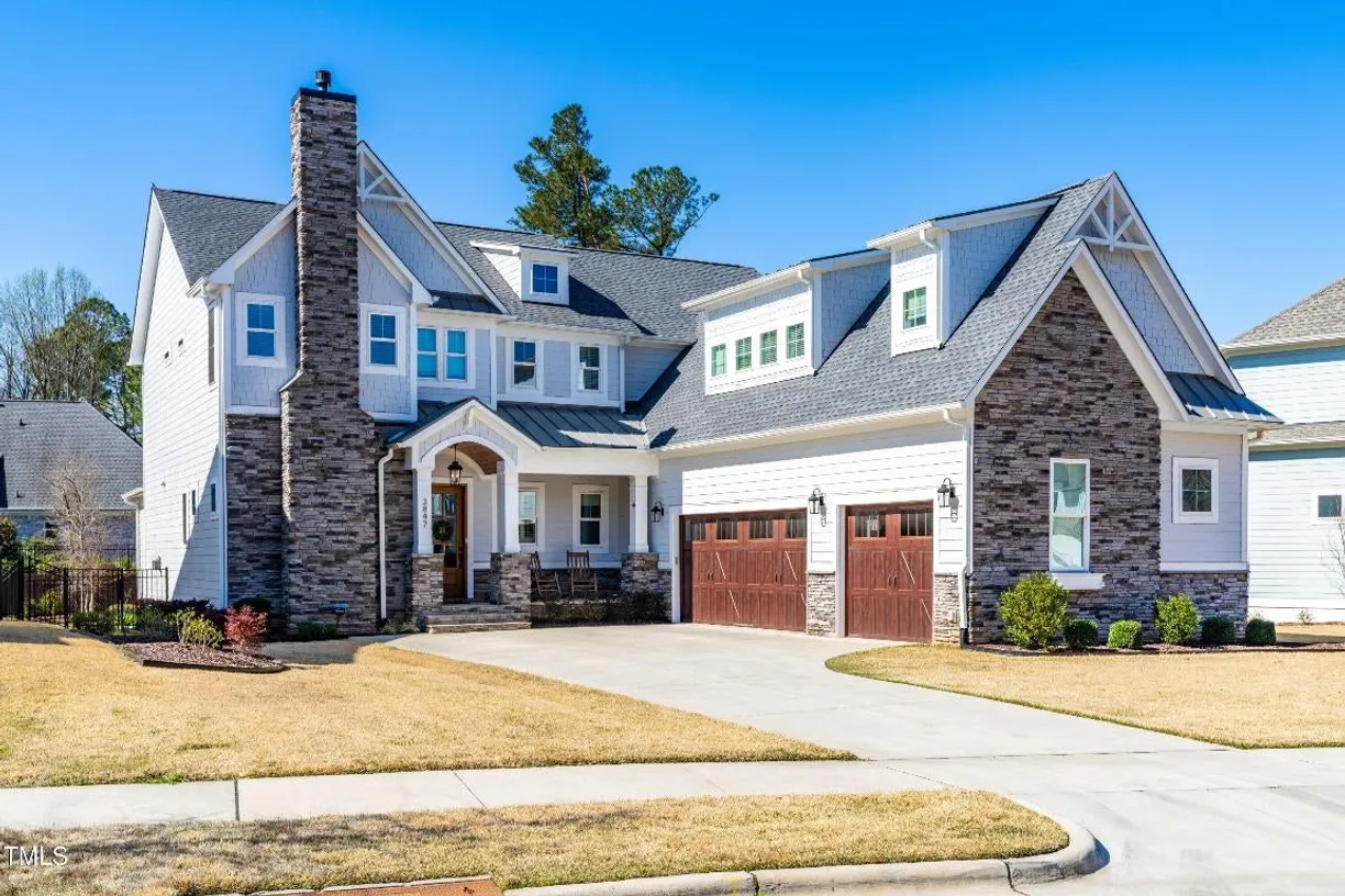 Raleigh, NC Real Estate | View 3847 Stoneridge Forest Drive | 6 Beds, 5 Baths