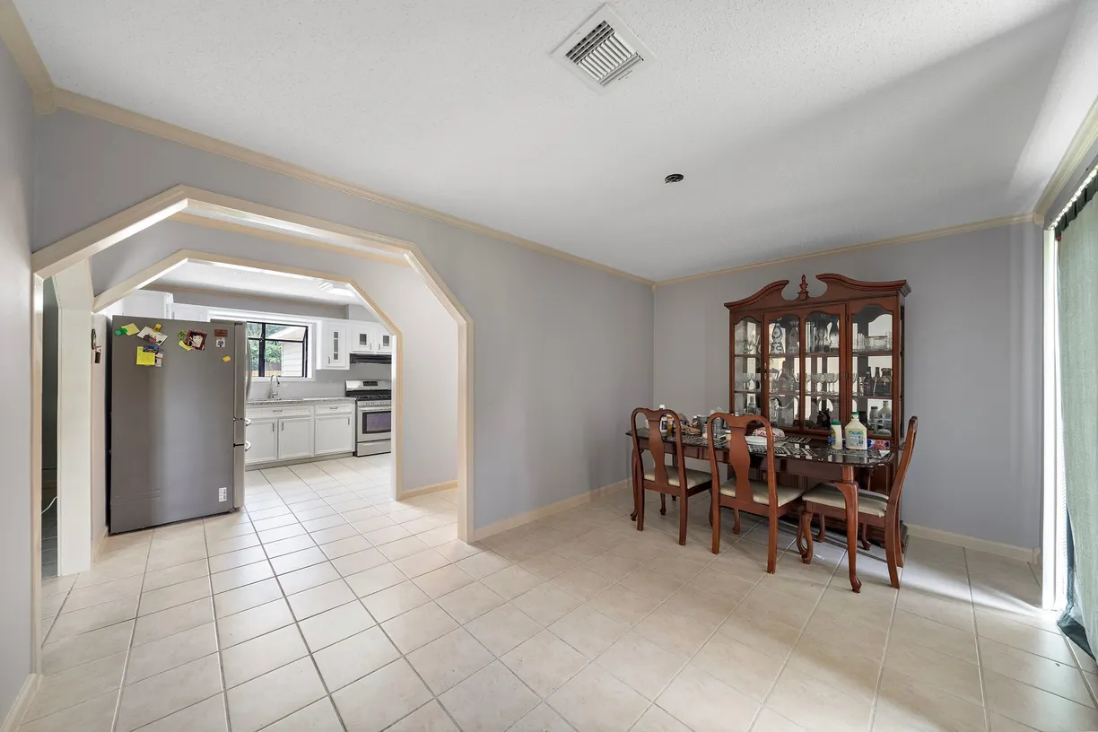 Houston Real Estate | View 22307 Saddlewood Drive | room 1
