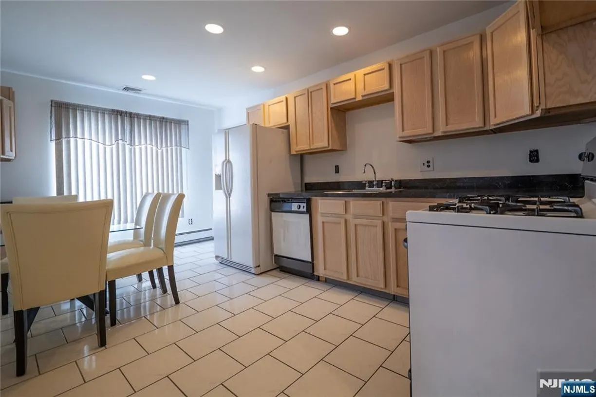 Bergen County Real Estate | View 65 Washington 2 | room 2