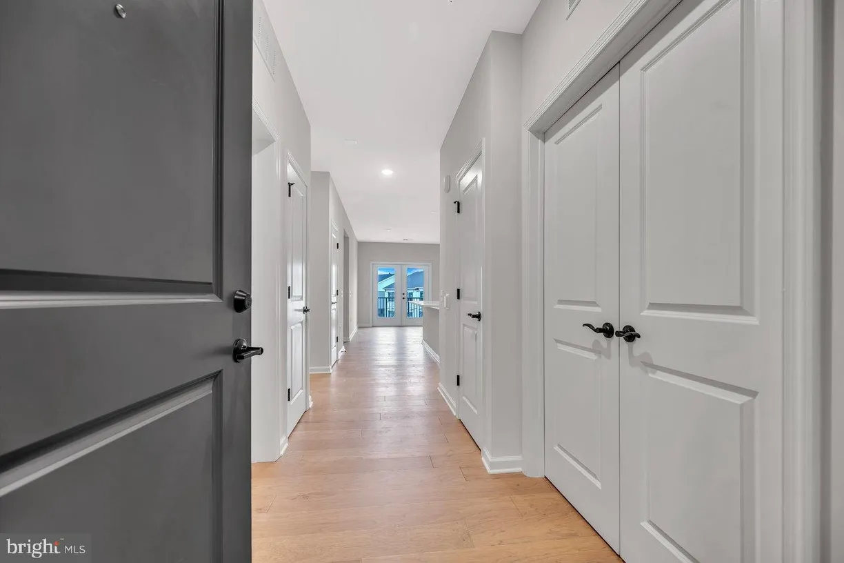 Central NJ/Bucks County, PA Real Estate | View 1 Culvert Unit# 209 | room 2