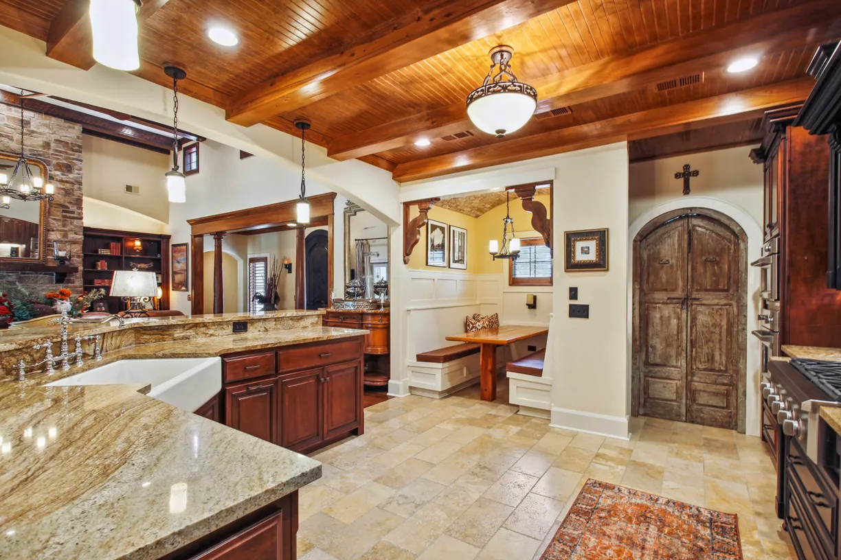 Savannah Real Estate | View 2105 Walthour Road | 215097_014_original_print | View 10