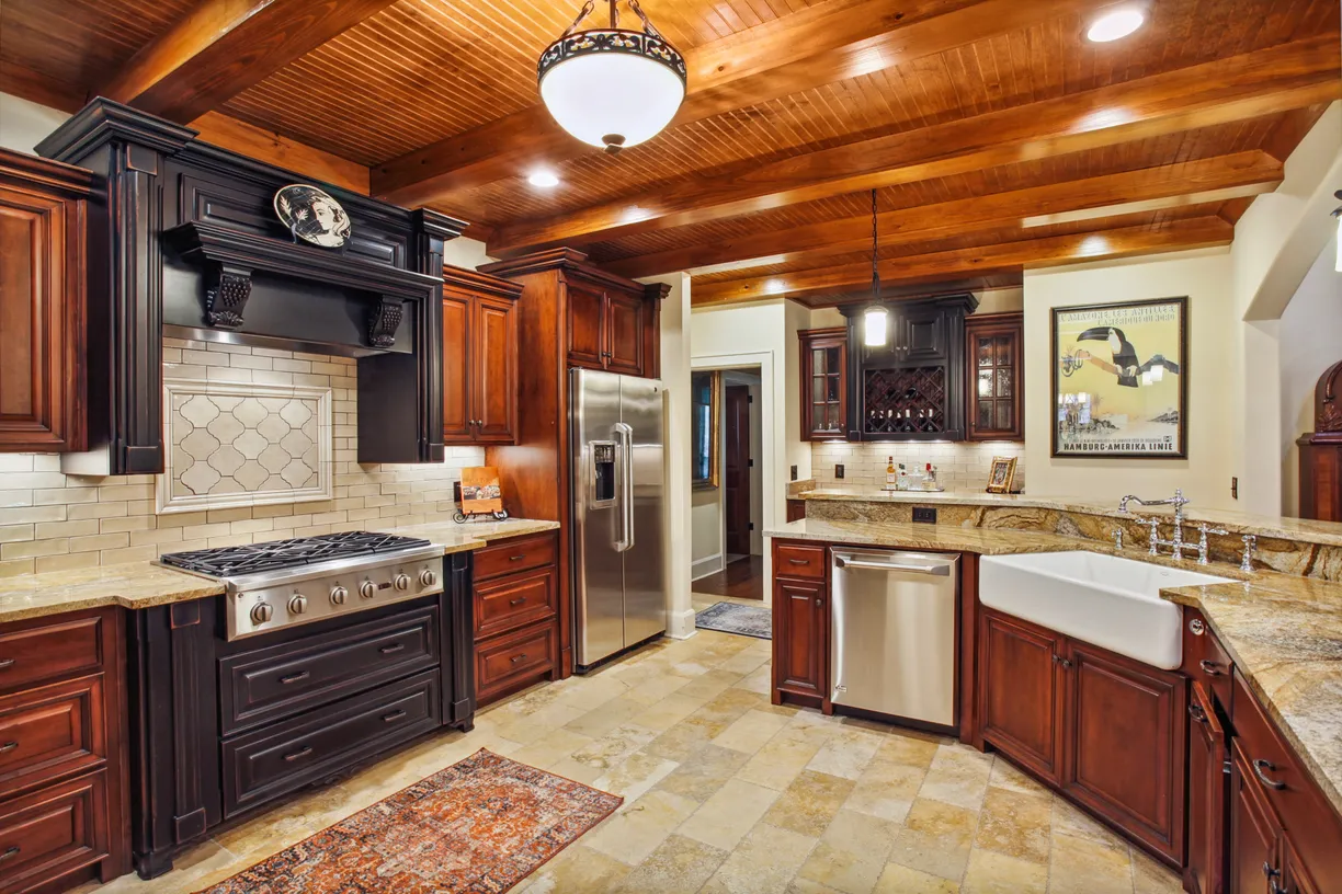 Savannah Real Estate | View 2105 Walthour Road | 215097_012_original_print | View 8