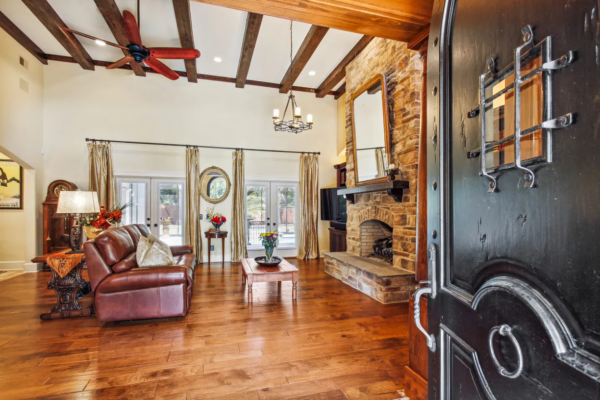 Savannah Real Estate | View 2105 Walthour Road | 215097_004_original_print