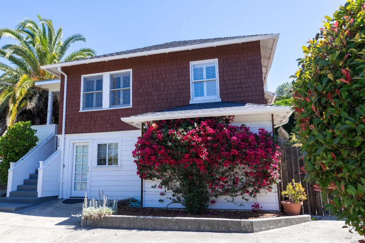Northern California Real Estate | View 116 Villa Avenue | 4 Beds, 2 Baths