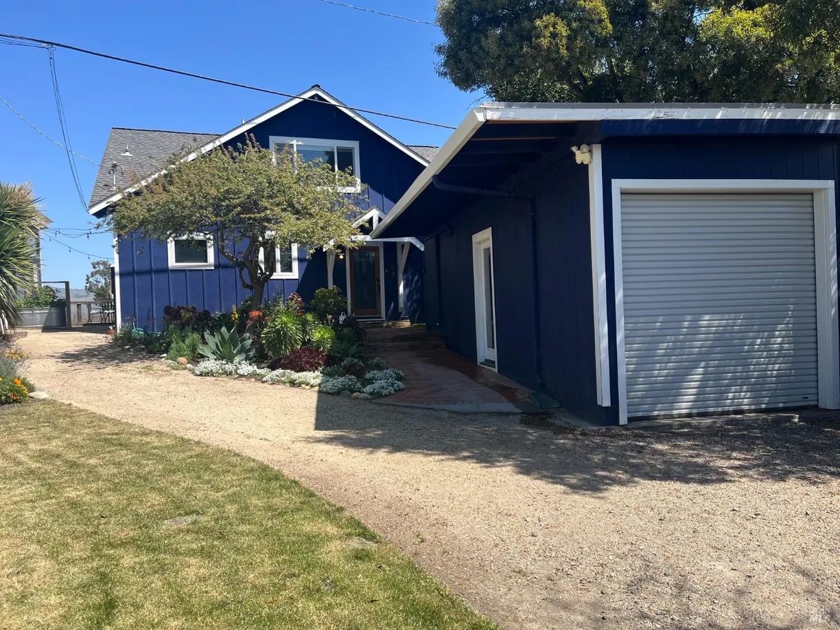 Northern California Real Estate | View 1354 Milton Road | 2 Beds, 2 Baths