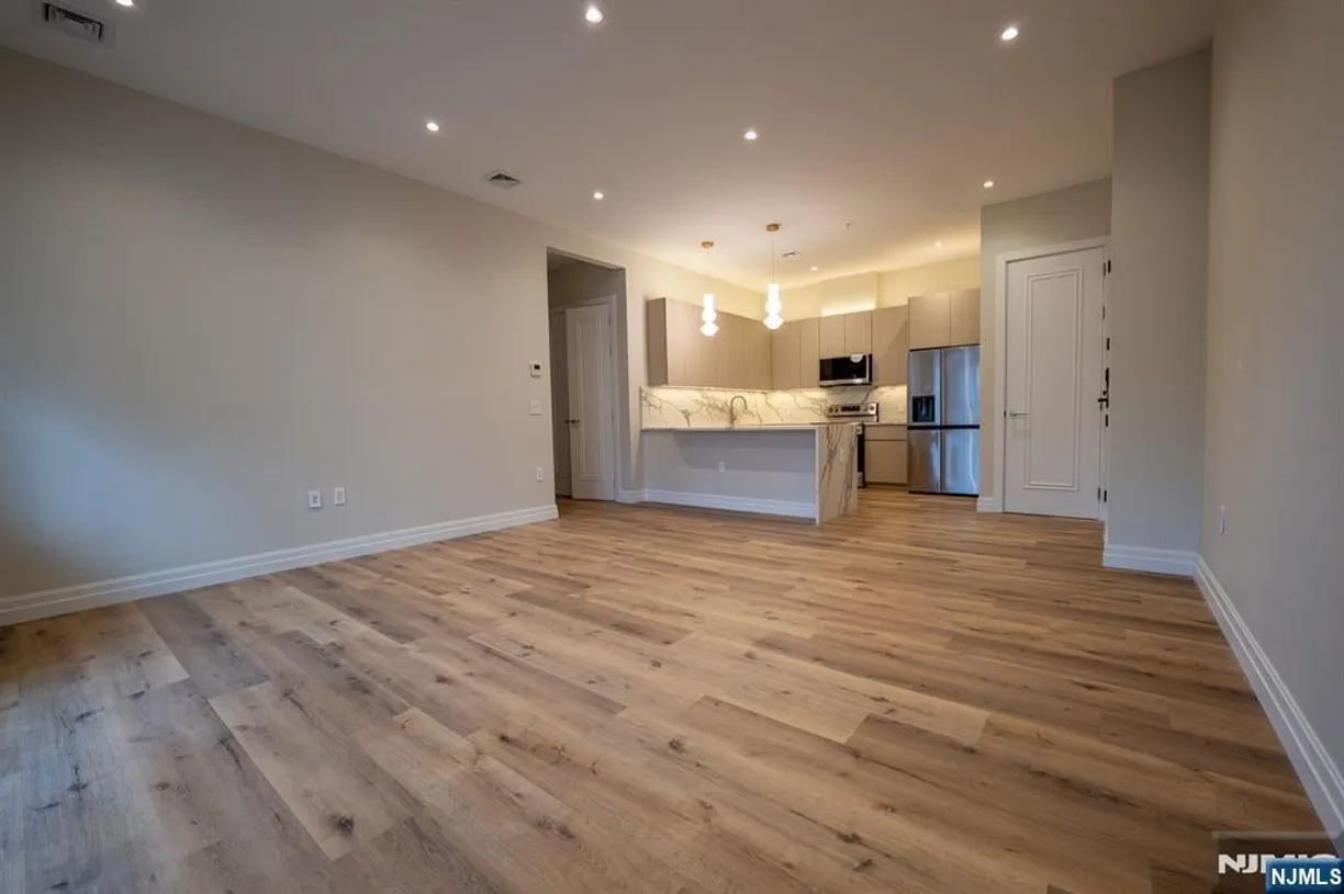 Bergen County Real Estate | View 1722 Springfield 207 | room 2