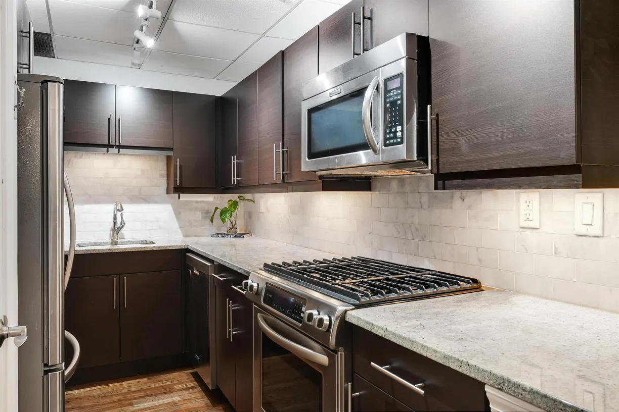Jersey City/Hoboken Real Estate | View 347 Varick St Unit# 114A | room 2