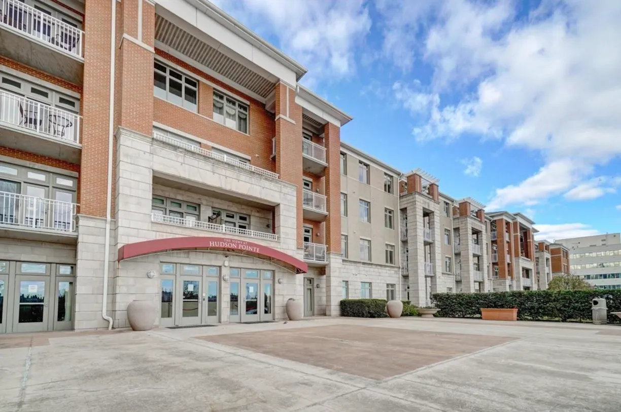 Bergen County Real Estate | View 7400 River Road 231 231 | 2 Beds, 2 Baths