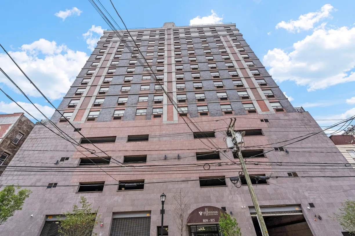 Bergen County Real Estate | View 809 22nd St 503 | 2 Beds, 2 Baths