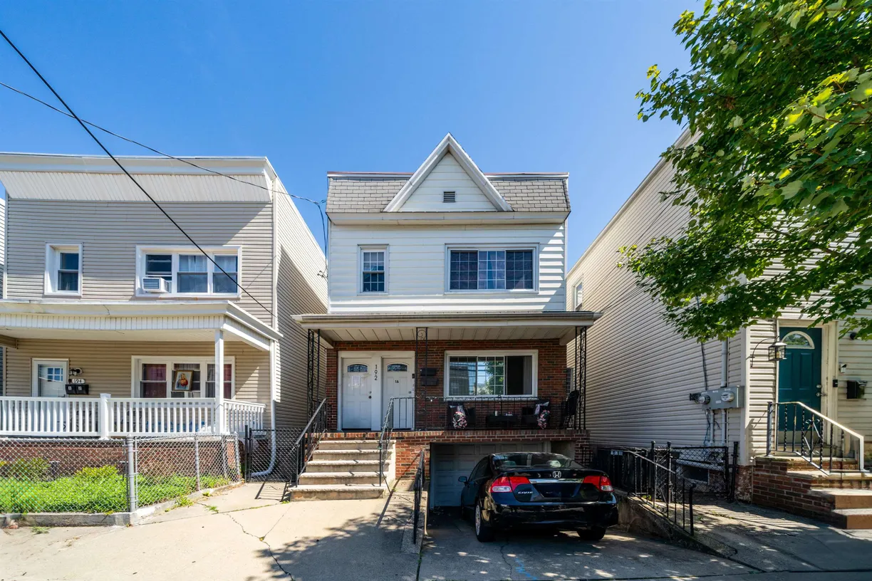Jersey City/Hoboken Real Estate | View 192 Prospect Ave | 5 Beds, 2 Baths