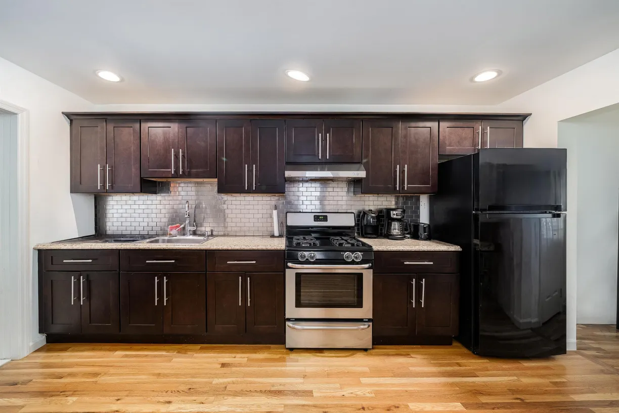 Jersey City/Hoboken Real Estate | View 192 Prospect Ave | room 1